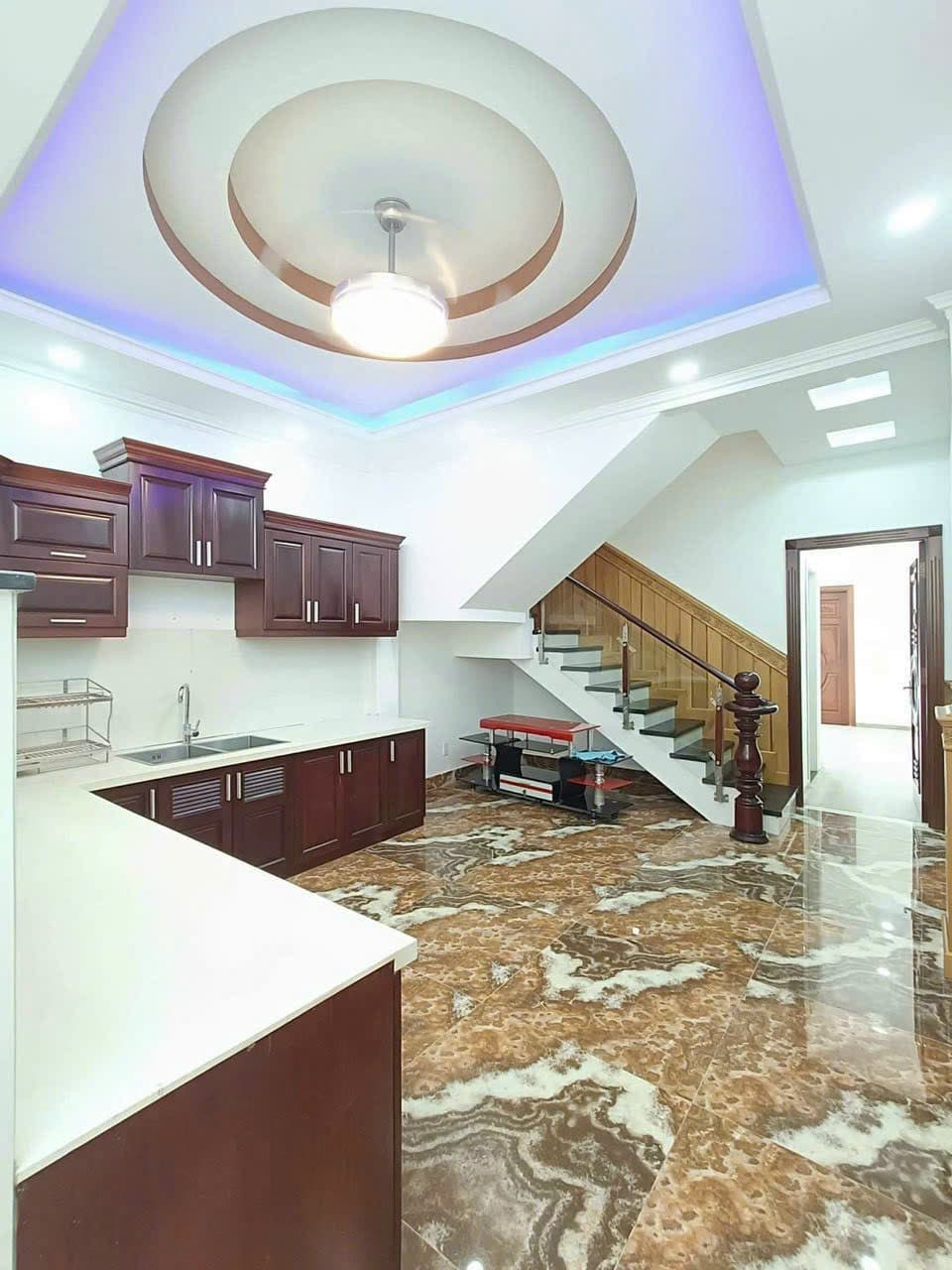 Vì sao trần thạch cao bị nứt, võng?